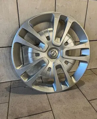 Opel Vivaro R15 wheel hub/cap/trim 9822612077 9822612677