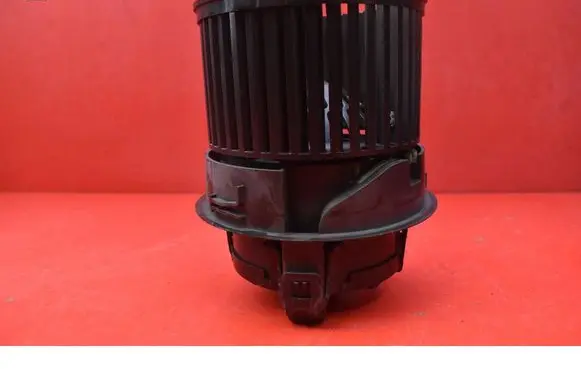 Audi 100 200 5000 C3 Heater fan/blower T101314A