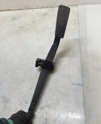 Audi 80 90 S2 B4 Accelerator throttle pedal 