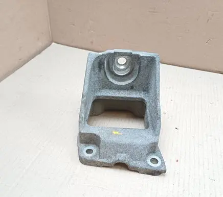 Dodge Nitro Engine mounting bracket 