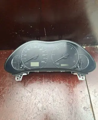 Toyota Avensis T250 Speedometer (instrument cluster) 8380005851B MB2574305632