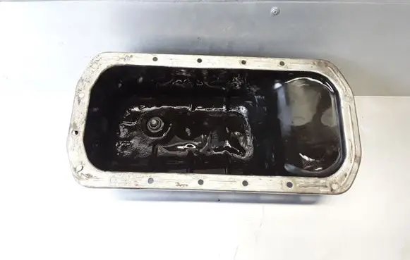 Volvo V50 Oil sump