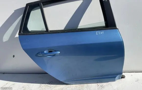Renault Megane III Front door