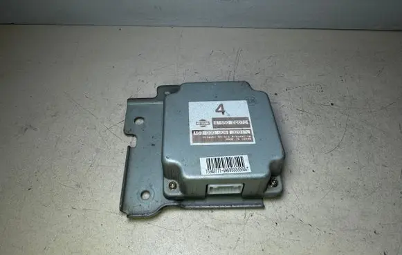 Nissan X-Trail T30 Torque split ecu control unit/module 285508H715 A68000U06 3Z01