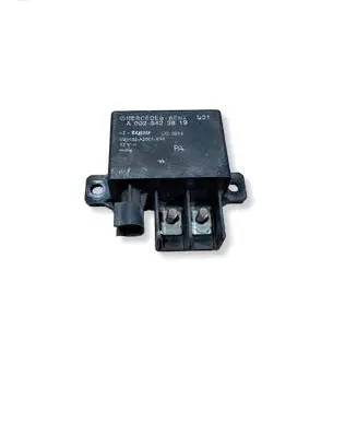 Mercedes-Benz E W211 Charging relay A0025423819 V23132A2001314