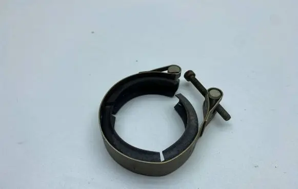 Audi A4 S4 B8 8K Muffler pipe connector clamp 1K0253725