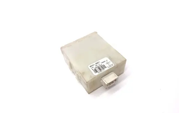 Toyota Avensis T250 Door central lock control unit/module 8974105071 89741-05071