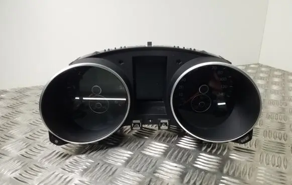 Volkswagen Golf VI Speedometer (instrument cluster) 5K0920960GX