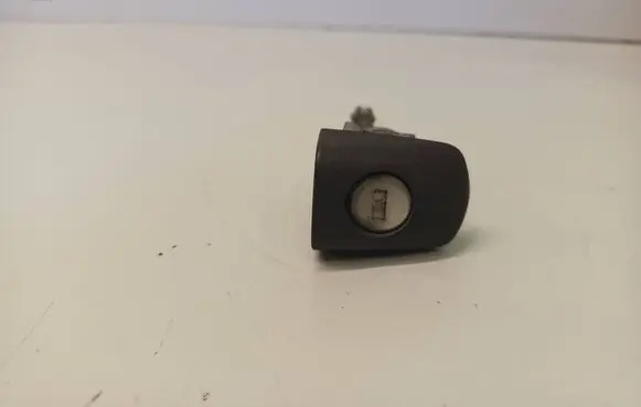 Citroen Jumpy Front door lock (next to the handle) 