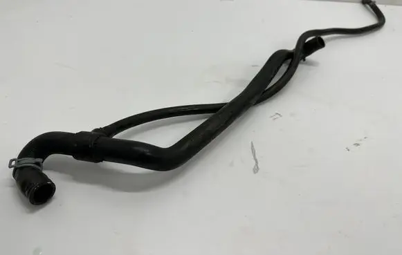 Mercedes-Benz S W221 Engine coolant pipe/hose
