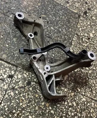 Audi A3 S3 8P Front lower control arm/wishbone 1K0199295B