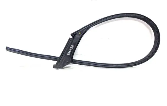 Tesla Model X Rubber seal front door (on door) 103214600C