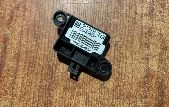 Opel Zafira A Airbag deployment crash/impact sensor 09133263