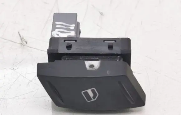 Skoda Octavia Mk2 (1Z) Electric window control switch 1Z0959855