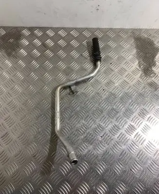 Volkswagen Touareg II Engine coolant pipe/hose 7P0815249