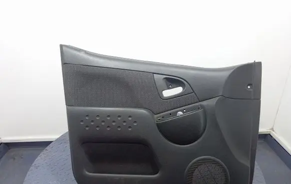 Toyota Yaris Verso Door card panel trim set 74234-52010