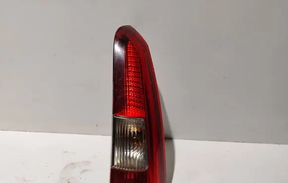 Volvo V70 Rear/tail lights 9154494