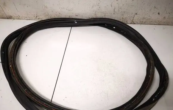 Mazda 6 Trunk rubber seal (body)