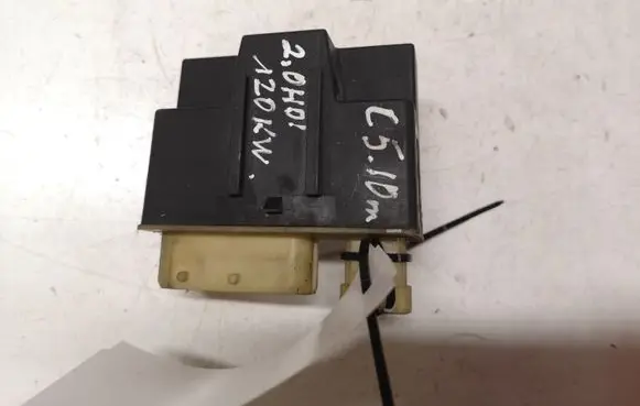 Glow plug pre-heat relay