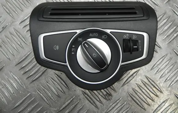 Mercedes-Benz C AMG W205 Light switch A2059051910 T8715