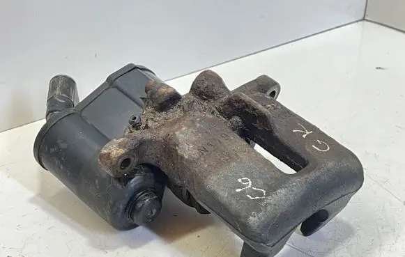 Audi A6 S6 C6 4F Rear brake caliper 0867C 32329695