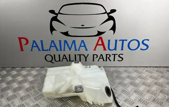 Ford C-MAX II Windshield washer fluid reservoir/tank AV6117B613