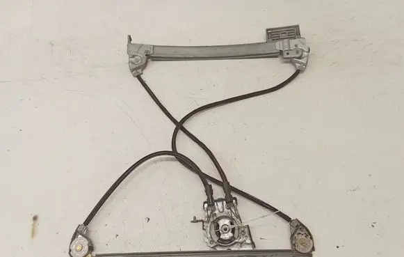 Citroen C3 Door glass rail G9643369480