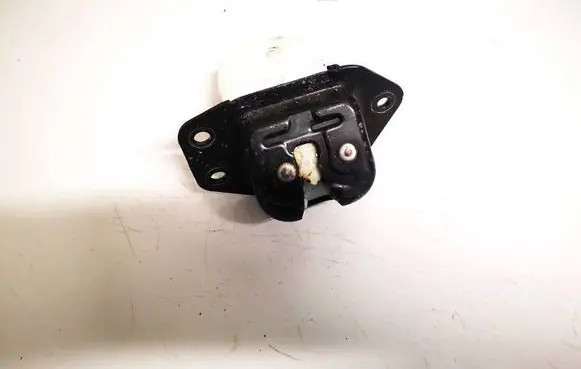 Nissan Juke I F15 Tailgate/trunk/boot lock/catch/latch