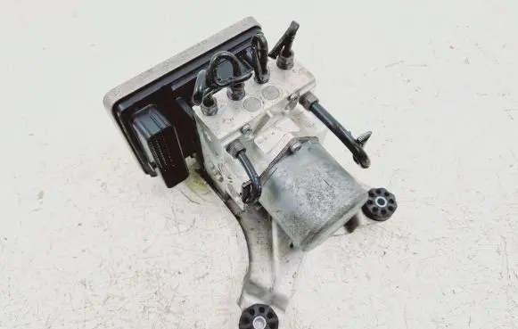 BMW 5 G30 G31 ABS Pump PL72229066DAF 3451688916501 3452688916601