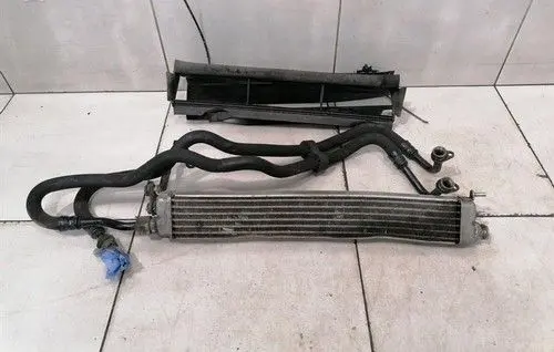 Mercedes-Benz SL R230 Engine oil radiator A2205000500