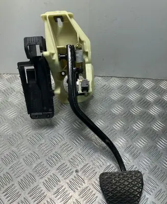 BMW 7 F01 F02 F03 F04 Brake pedal 35116782665 6782665