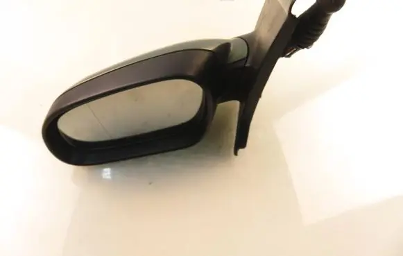 Volkswagen Fox Manual wing mirror