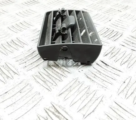 Volvo S40 Dash center air vent grill Y01163
