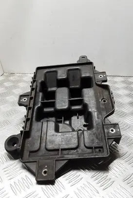 Hyundai Tucson TL Battery tray 37150D3700