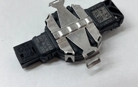 Porsche Cayenne (9Y0 9Y3) Rain sensor 81A955547A 18101809S