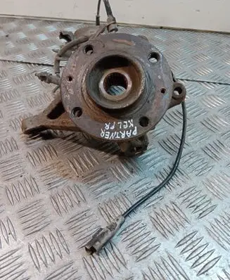 Peugeot Partner Front wheel bearing hub 