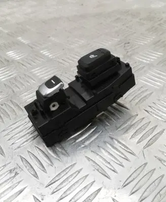 KIA Sportage Electric window control switch 93590F1020 QAK1319