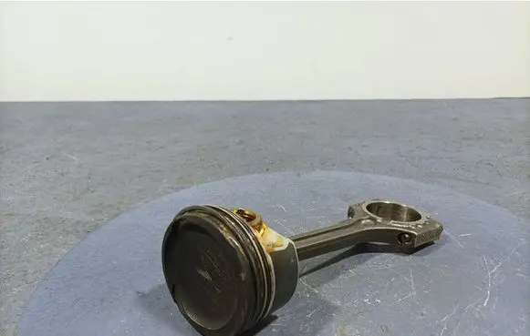 Galloper Exceed Piston 