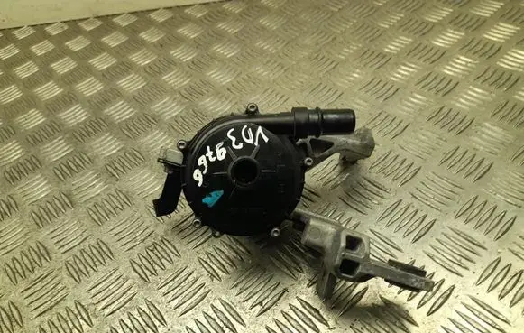 Hyundai Ioniq 5 Webasto circulation pump for autonomous heater 230307S2A1