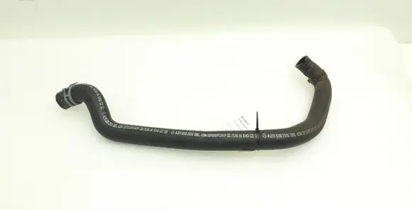 Mercedes-Benz CLS C219 Engine coolant pipe/hose A2118302515