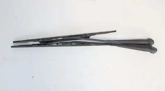 BMW 3 E30 Windshield/front glass wiper blade 