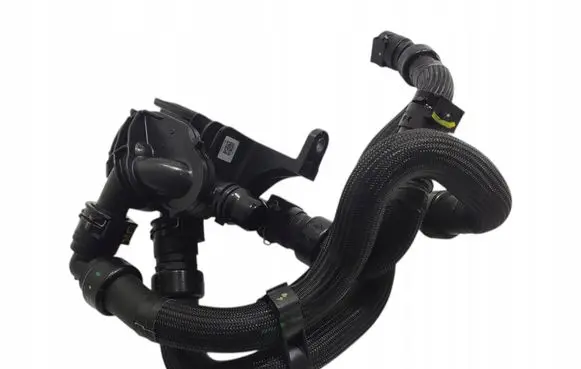 Peugeot 3008 II Thermostat housing 9822405880
