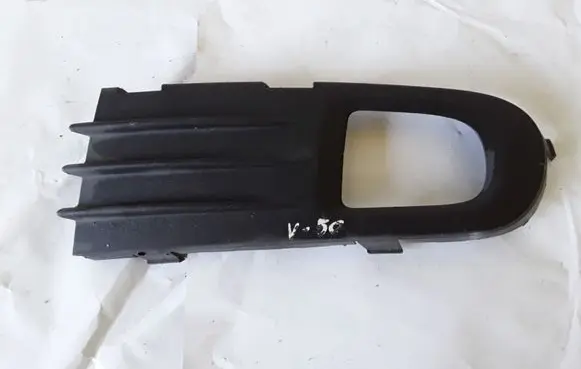 Volvo V50 Front fog light trim/grill 30655884