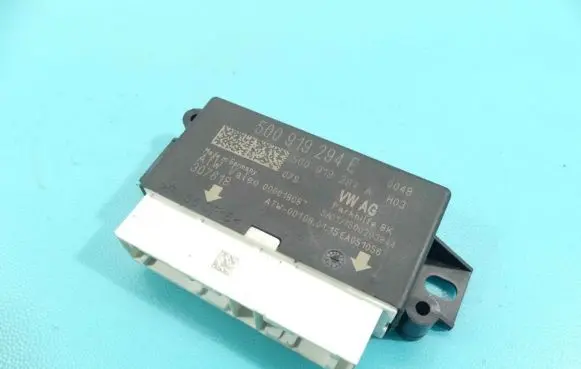 Seat Leon (5F) Parking PDC control unit/module 5Q0919294E IMPRK1148553