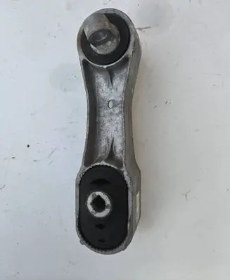 BMW X2 F39 Engine mount bracket 6885786