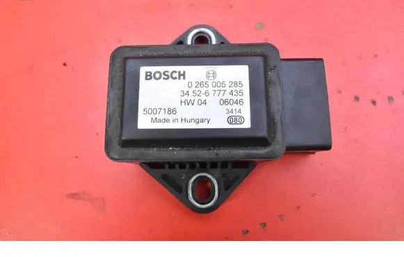 BMW X3 E83 Sensor 6777435