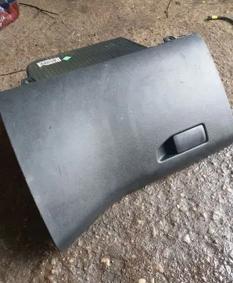 Peugeot 308 Glove box set 9677995177