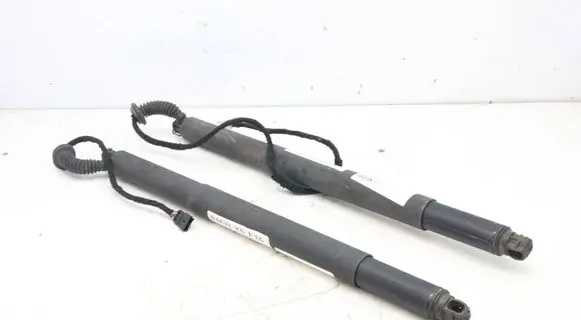 BMW X6 F16 Tailgate/trunk strut/damper 7318651 7318652