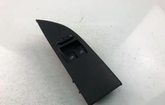 Skoda Fabia Mk1 (6Y) Electric window control switch 1J3959857A
