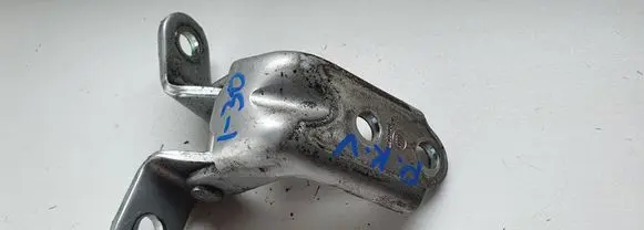 Hyundai i30 Front door upper hinge